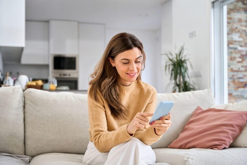 Discover the most overlooked ADHD symptoms in adults—attention, memory, impulsivity—and learn how to manage them with expert-backed strategies.